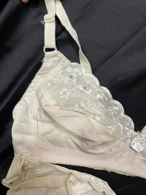 Pack of 3 Piece Imported Floral Cotton Bra | Upto 70% OFF