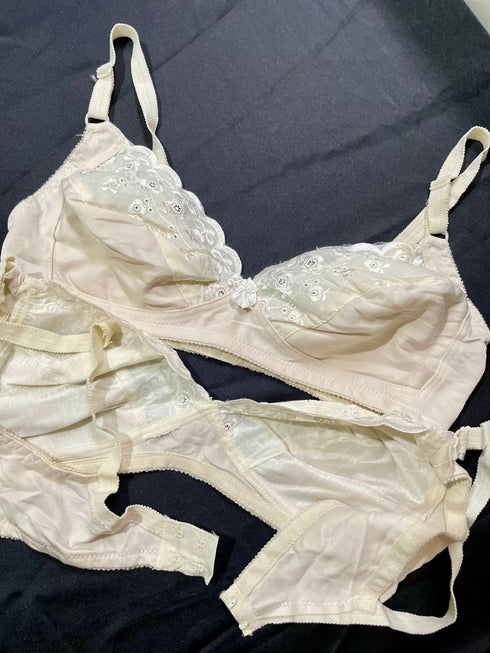 Pack of 3 Piece Imported Floral Cotton Bra | Upto 70% OFF