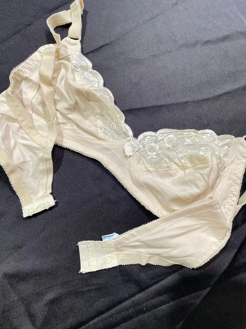 Pack of 3 Piece Imported Floral Cotton Bra | Upto 70% OFF